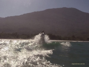 teste-hidrodinamico-esquiando