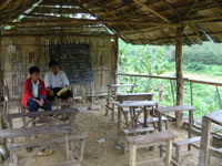 Escola sem as paredes laterais